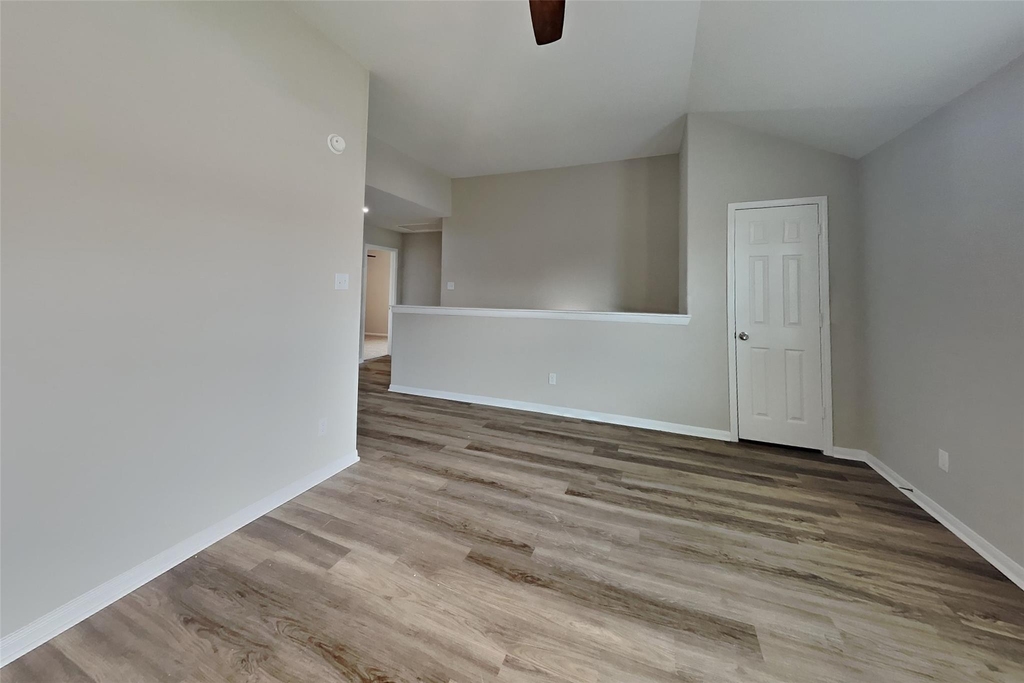 15214 Taos Creek Court - Photo 17