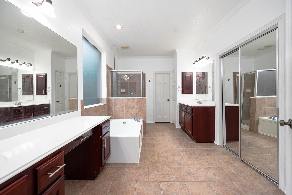 15119 Shady Gate Court - Photo 14