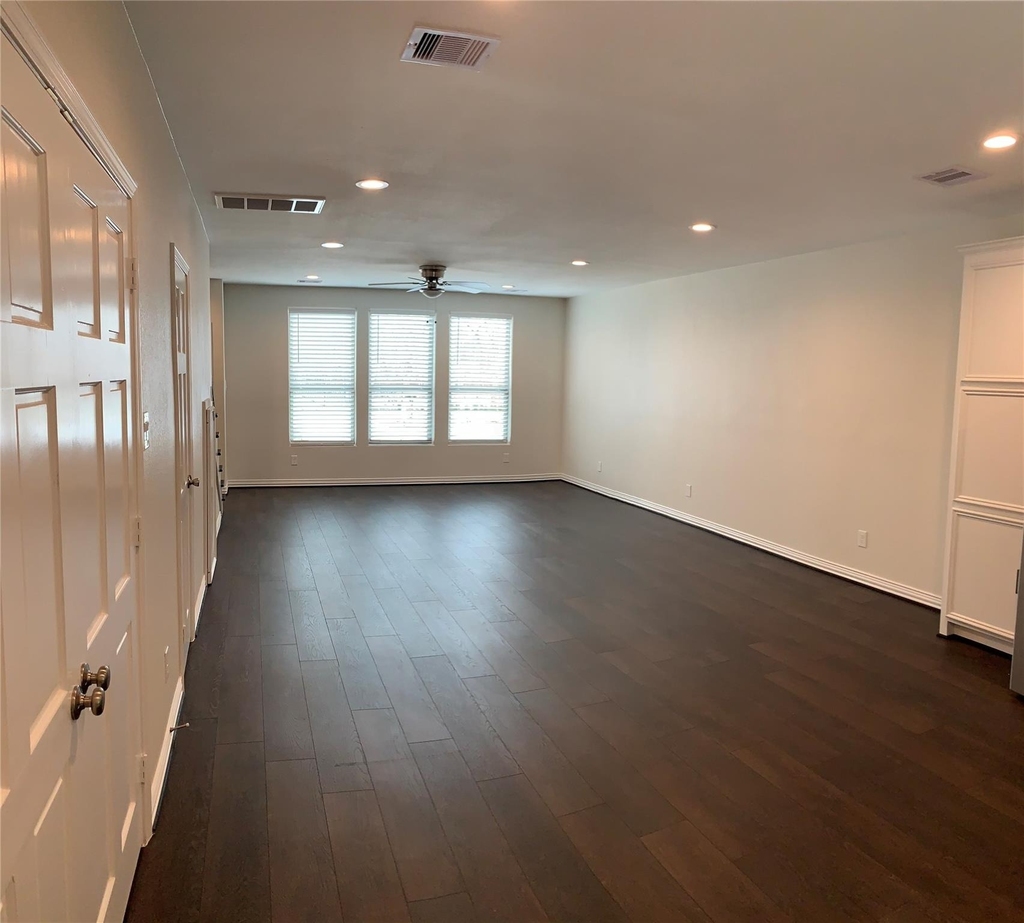 4622 Haywood Street - Photo 1