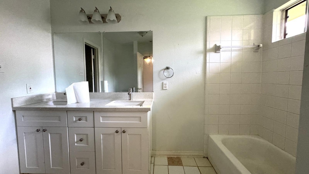 6422 Diamond Rock Drive - Photo 10