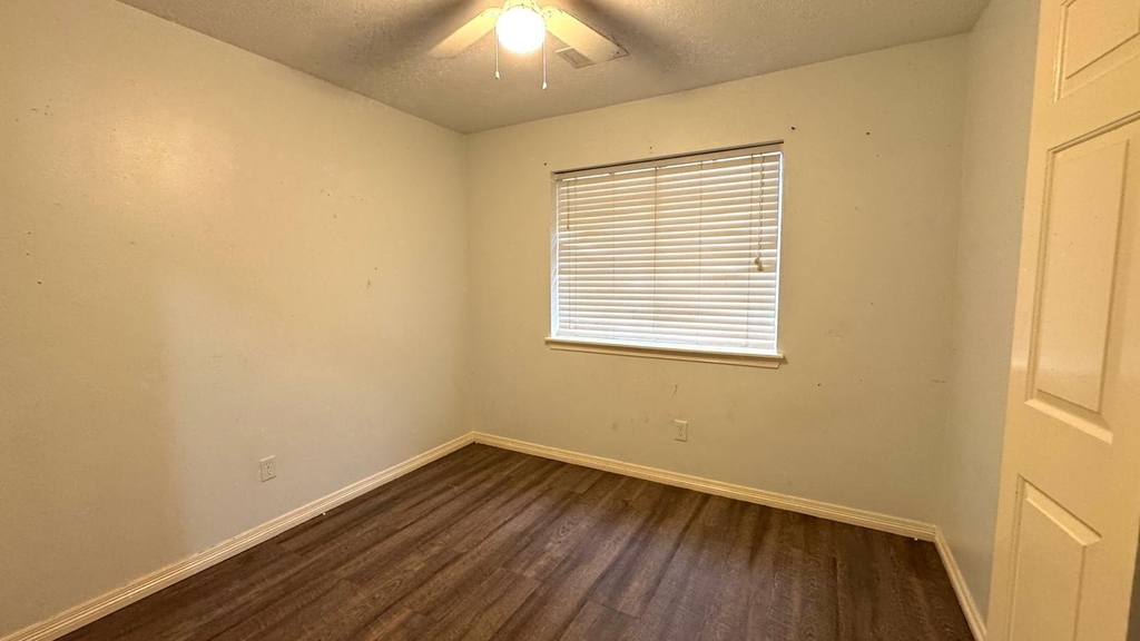 6422 Diamond Rock Drive - Photo 12