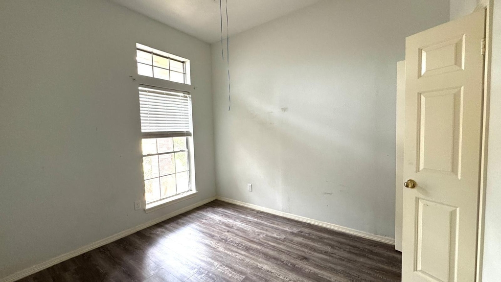 6422 Diamond Rock Drive - Photo 14