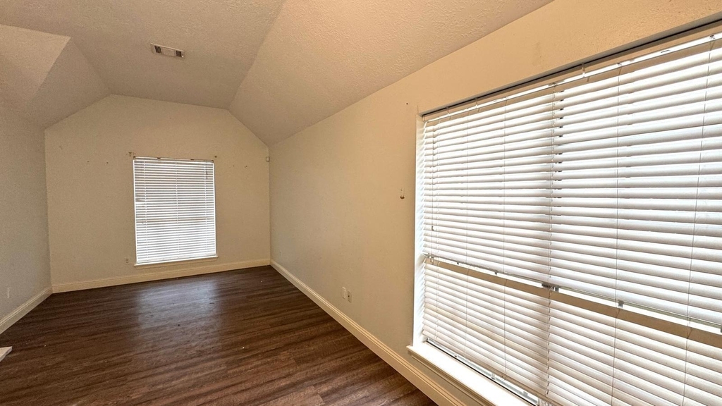6422 Diamond Rock Drive - Photo 17