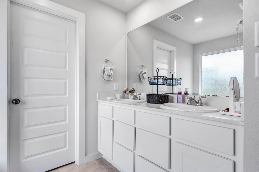 7218 Clearwater Cove Drive - Photo 17