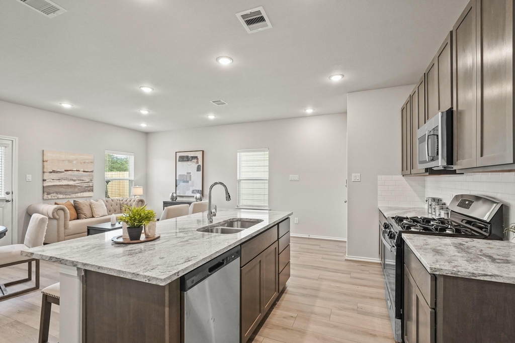 1206 Hugh Landing Lane - Photo 7