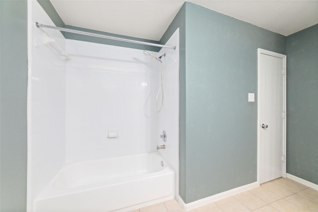 21311 Shadow River Lane - Photo 31