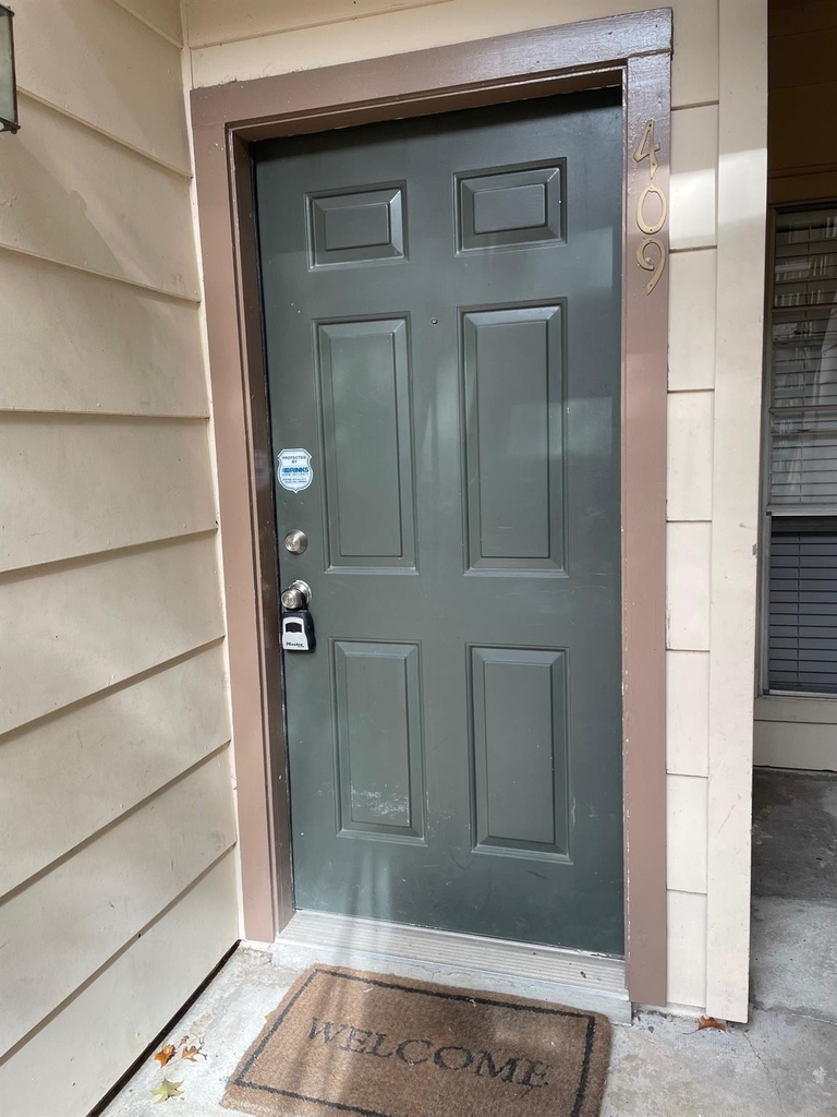 2626 Holly Hall Street - Photo 9