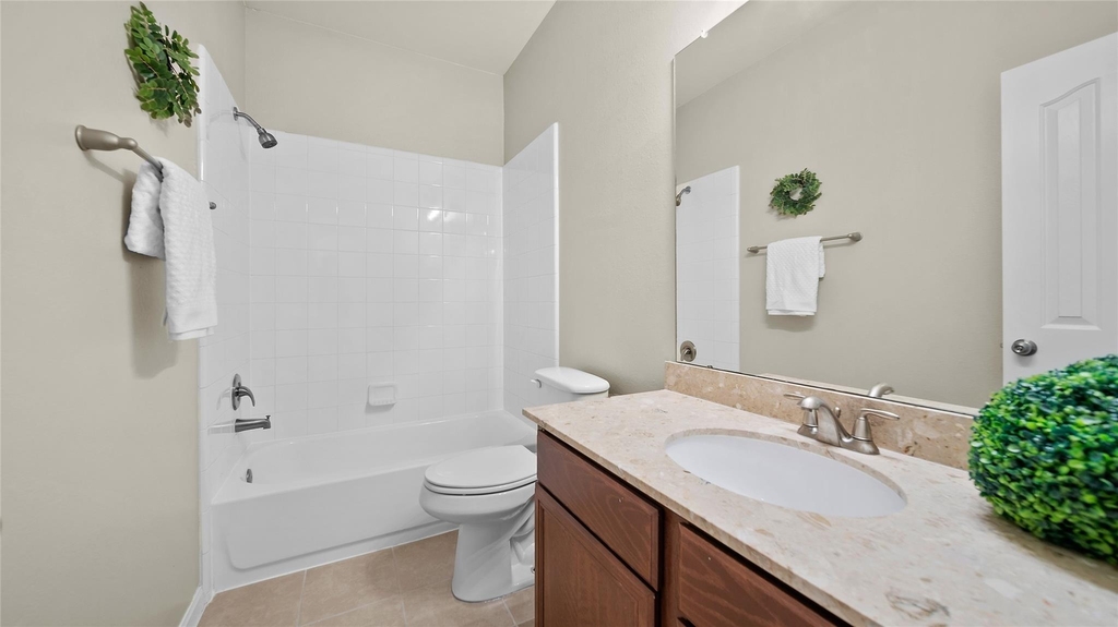 6439 Brimridge Lane - Photo 6