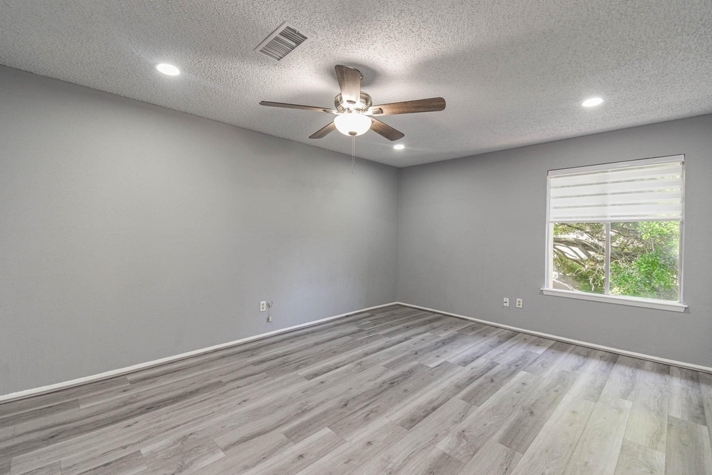 12663 Wellington Park - Photo 10