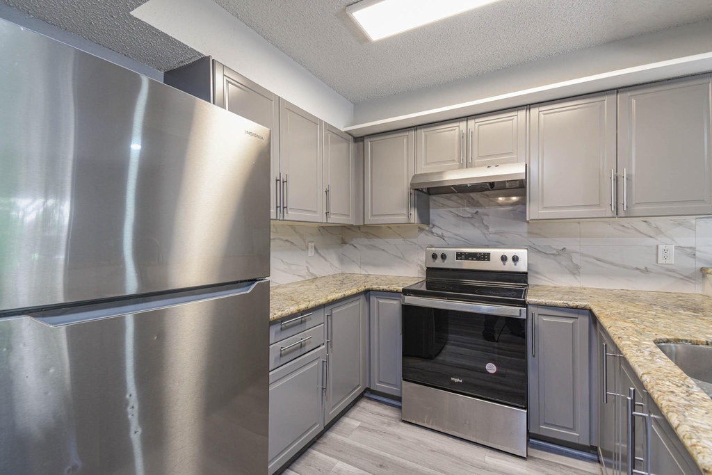 12663 Wellington Park - Photo 5