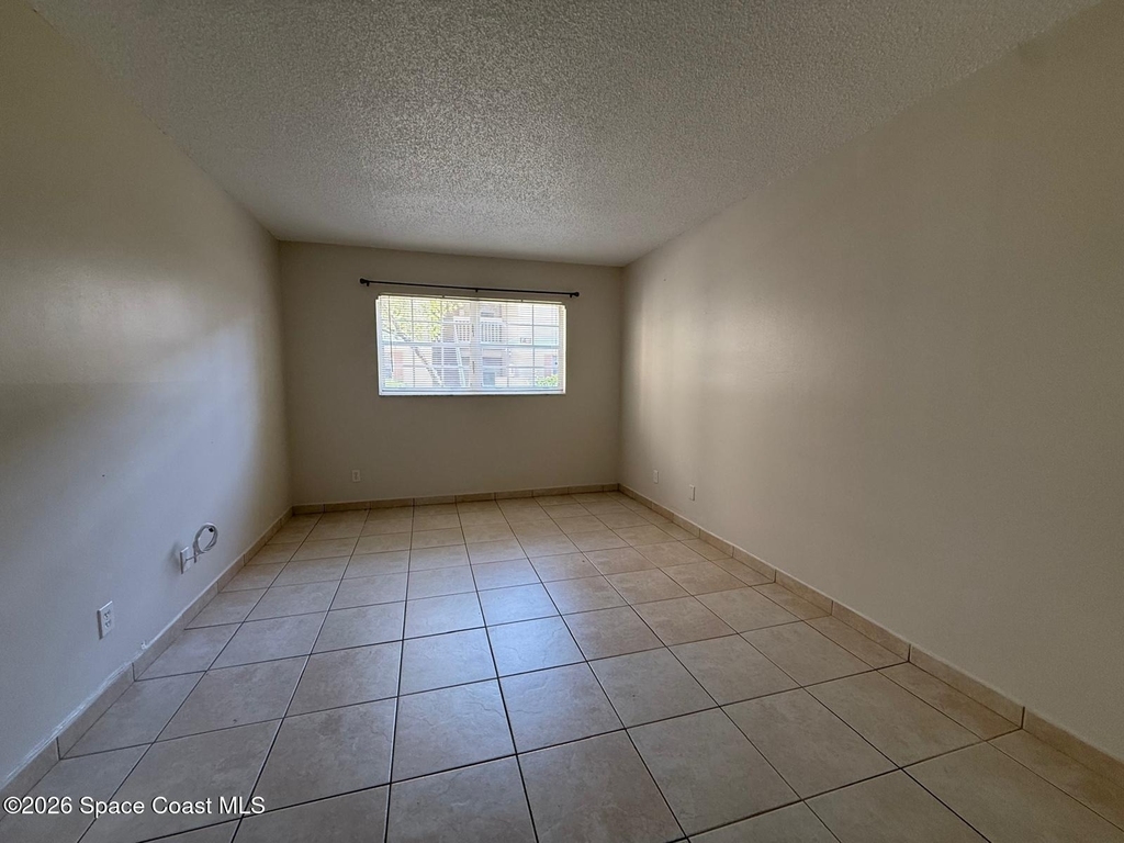 1625 Sunny Brook Lane Ne - Photo 6