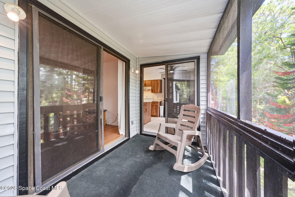 9020 York Lane - Photo 37