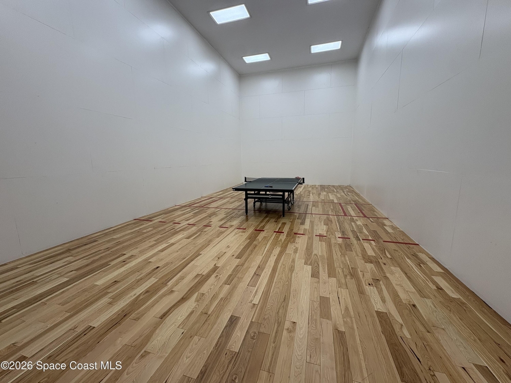 9020 York Lane - Photo 10
