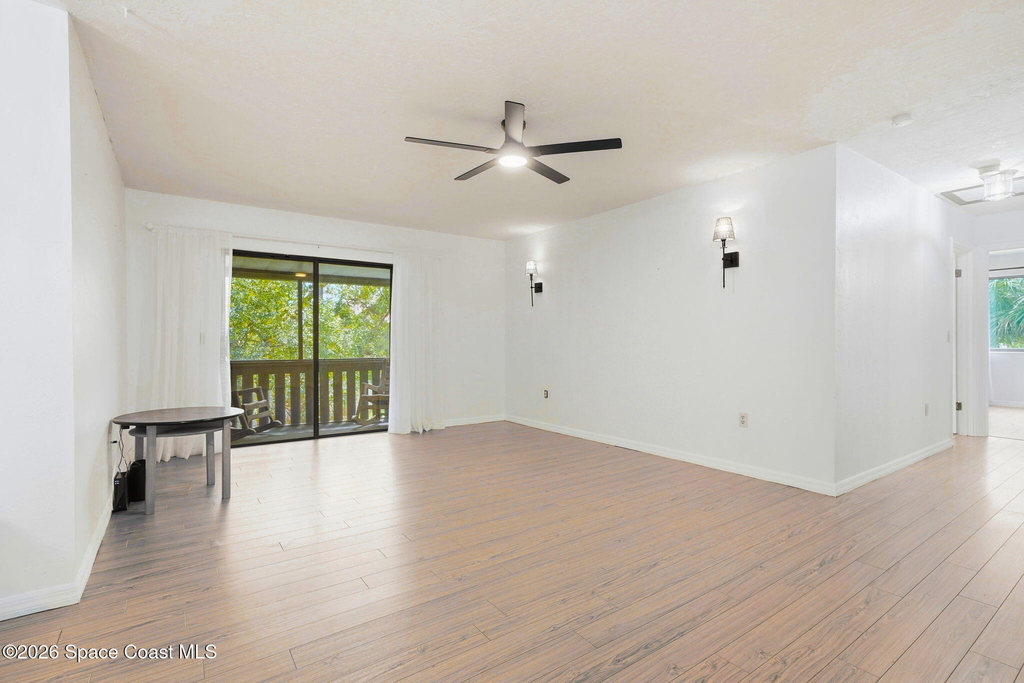9020 York Lane - Photo 21