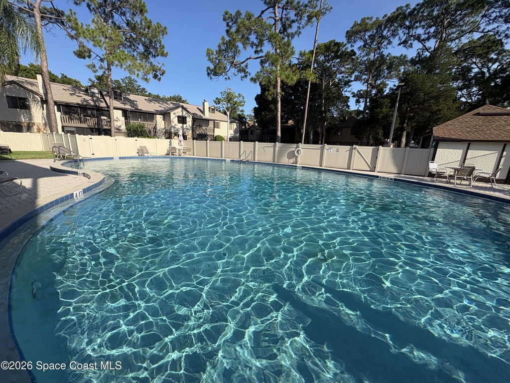 9020 York Lane - Photo 5