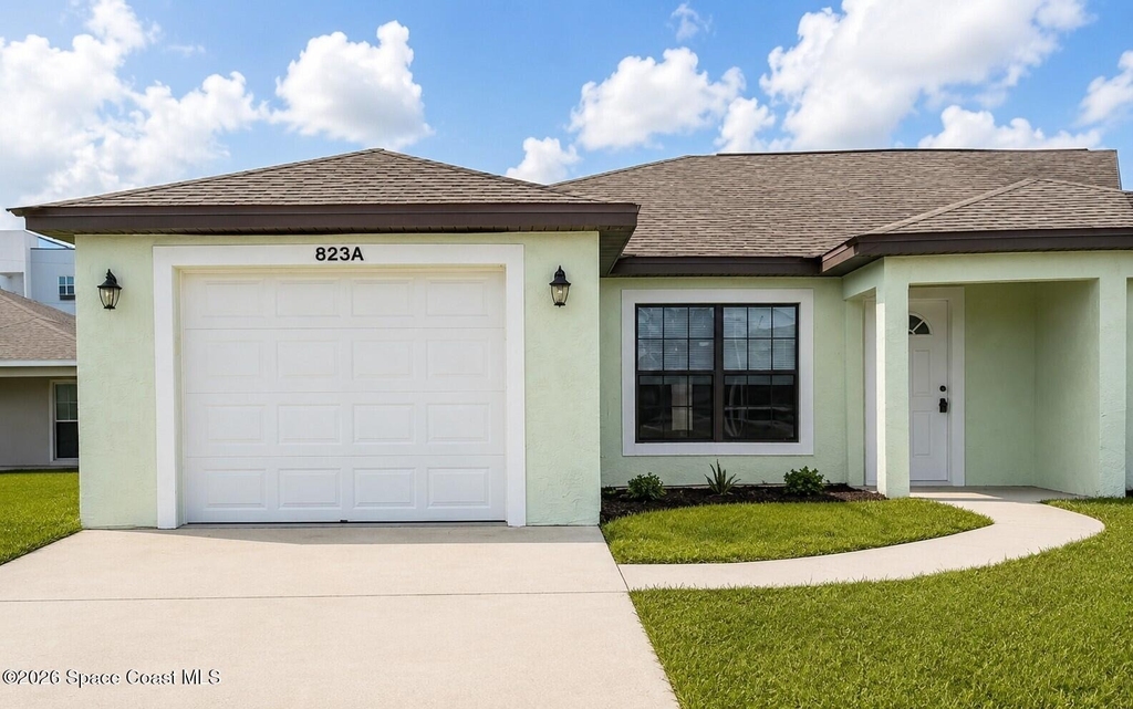 823 Angela Avenue - Photo 1