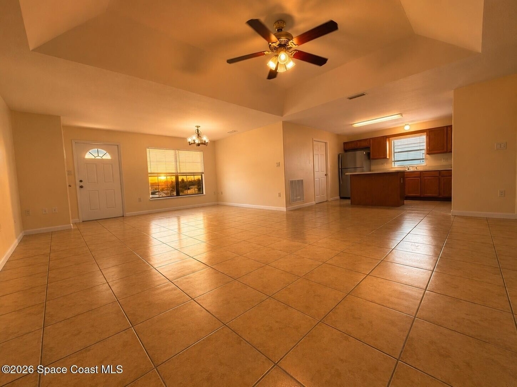 823 Angela Avenue - Photo 2