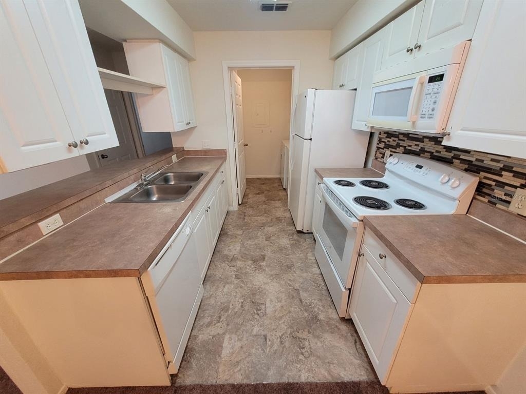 36106 Lake Chase Boulevard - Photo 15