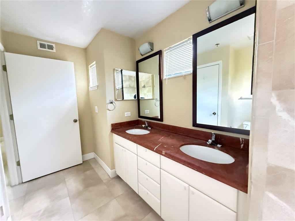 13212 Arbor Isle Drive - Photo 11