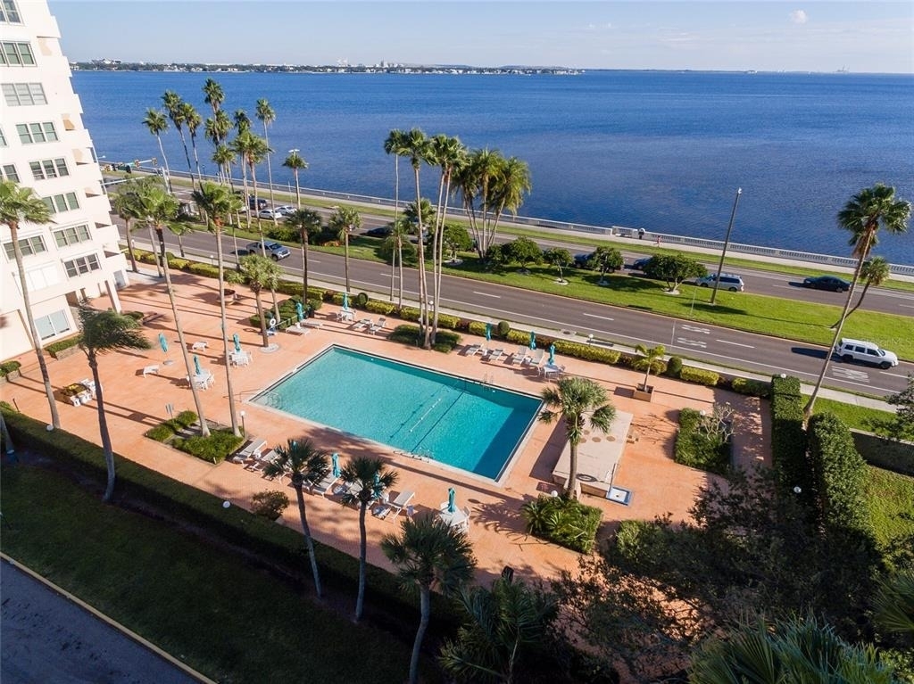 2401 Bayshore Boulevard - Photo 39