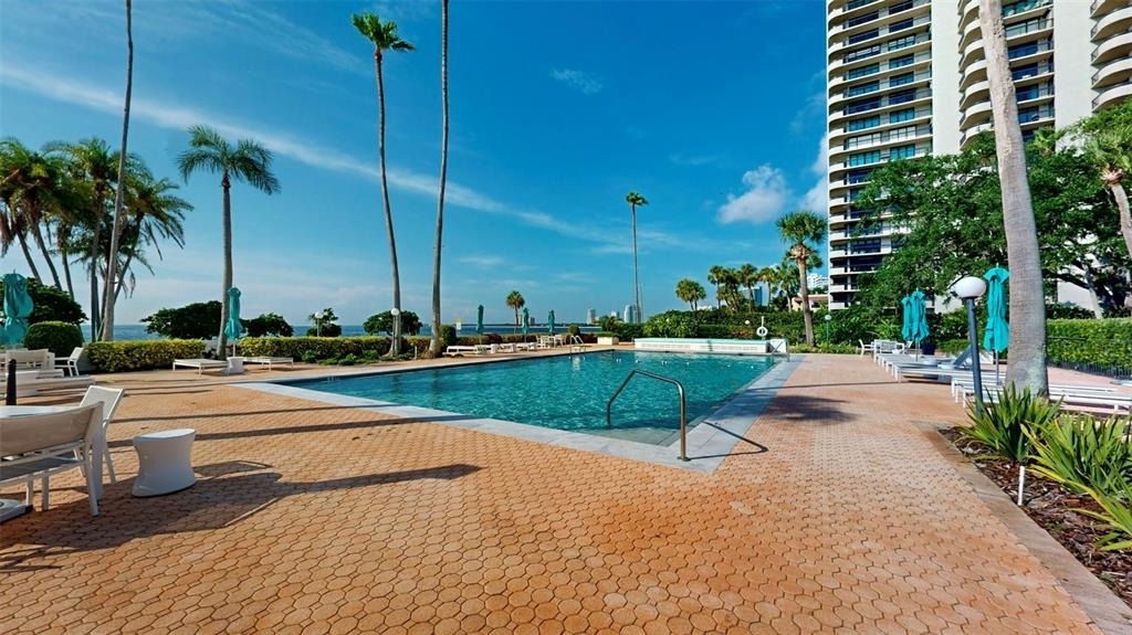 2401 Bayshore Boulevard - Photo 37