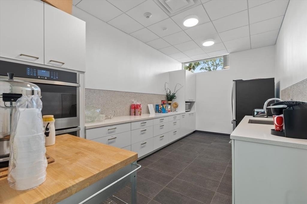 2401 Bayshore Boulevard - Photo 33