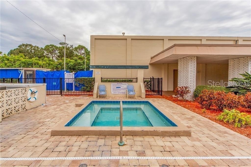5725 80th Street N - Photo 40