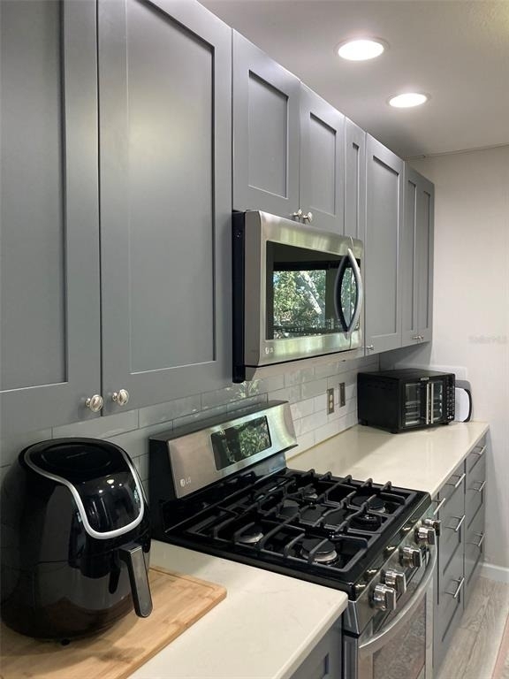 5725 80th Street N - Photo 8