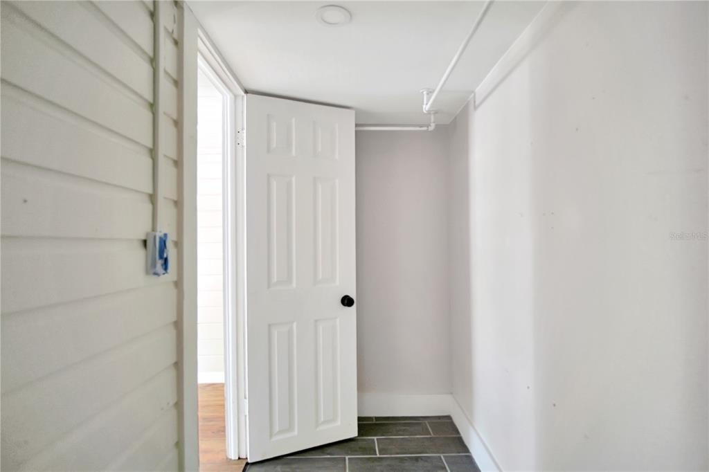 658 Avenue B Nw - Photo 8