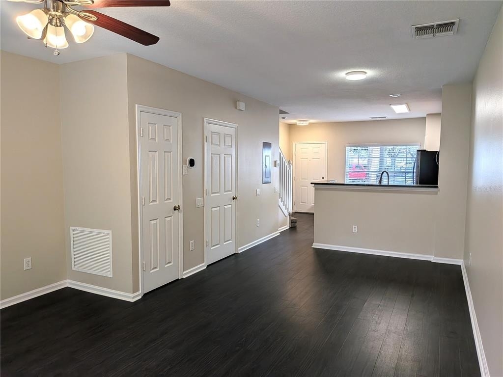902 Vineland Place - Photo 9