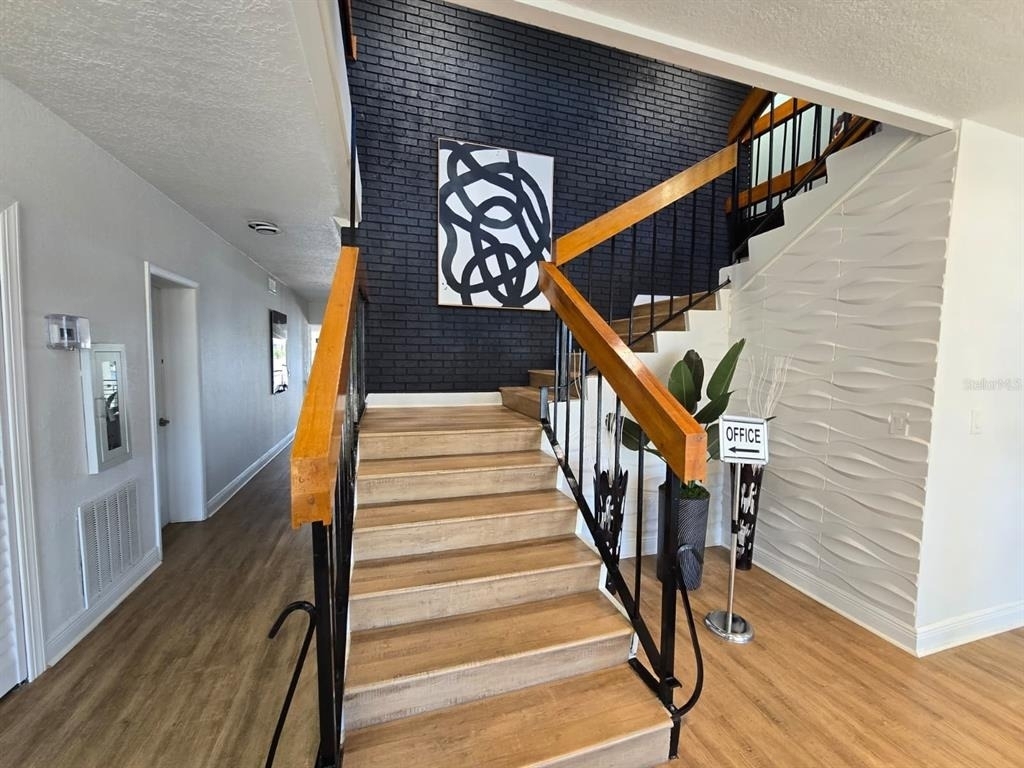 902 Lake Destiny Road - Photo 20