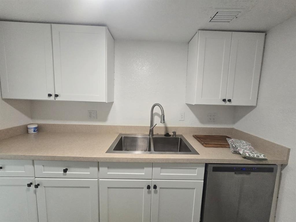 902 Lake Destiny Road - Photo 6