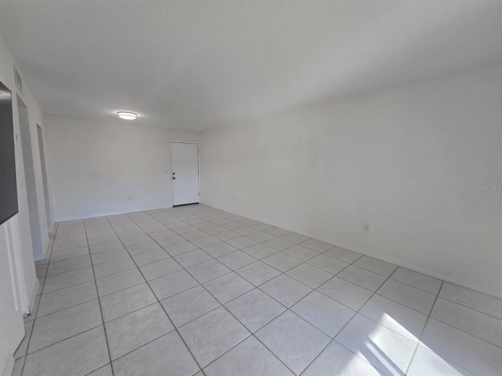 902 Lake Destiny Road - Photo 4
