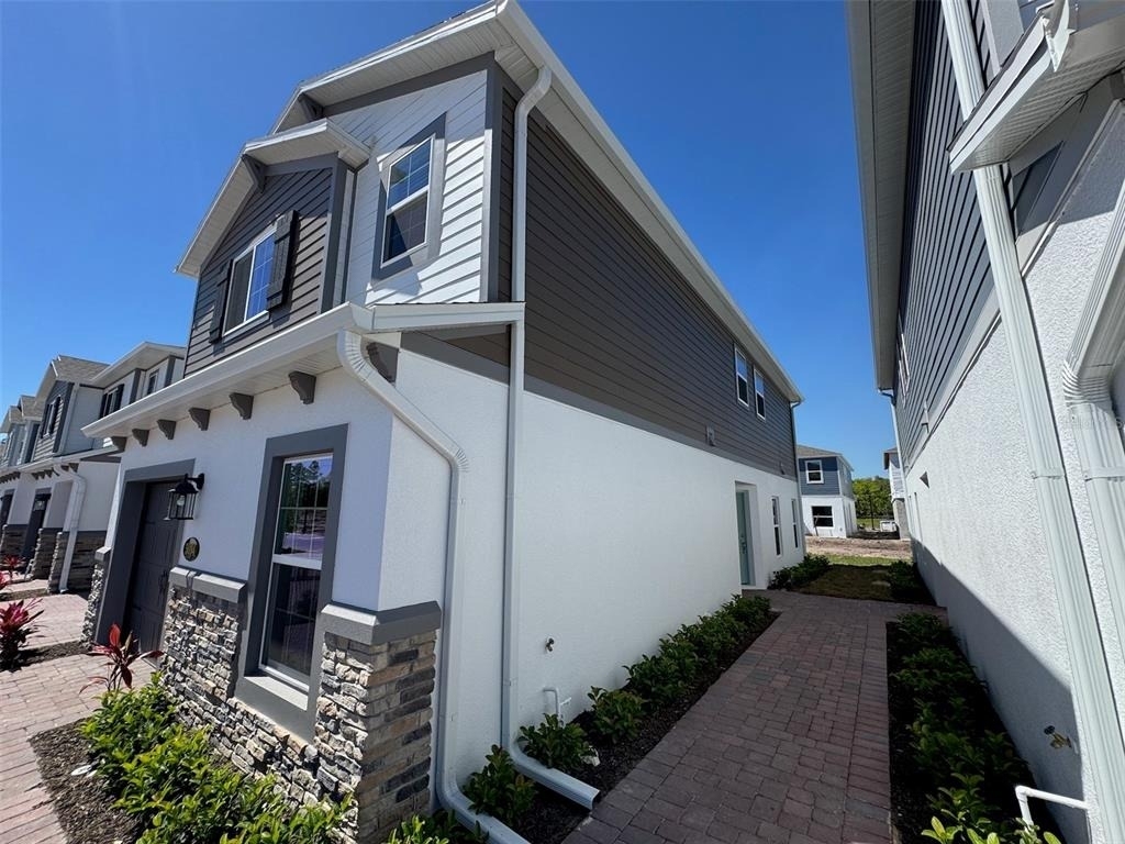 5094 Rain Shadow Drive - Photo 2