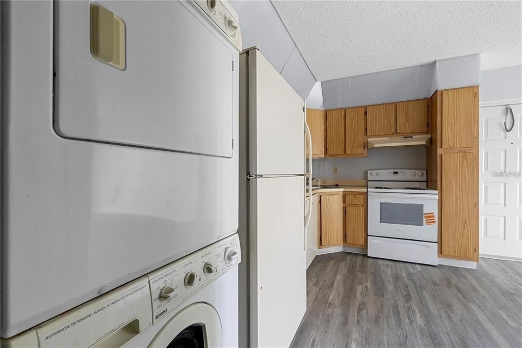8203 Sun Spring Circle - Photo 8
