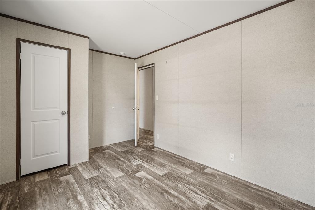 618 1 St Street - Photo 20