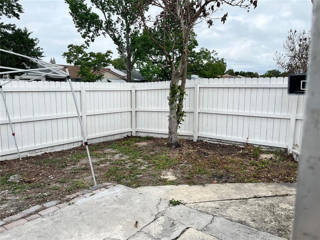1198 Calanda Ave - Photo 7
