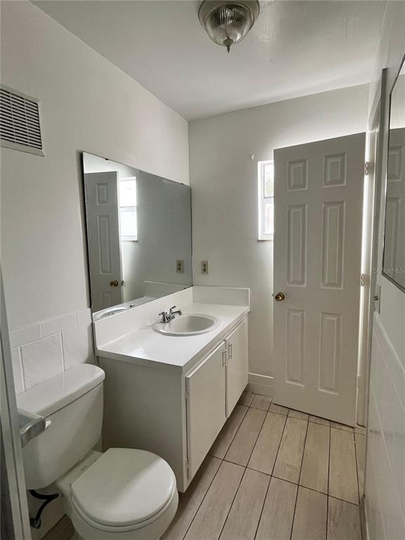 1198 Calanda Ave - Photo 5