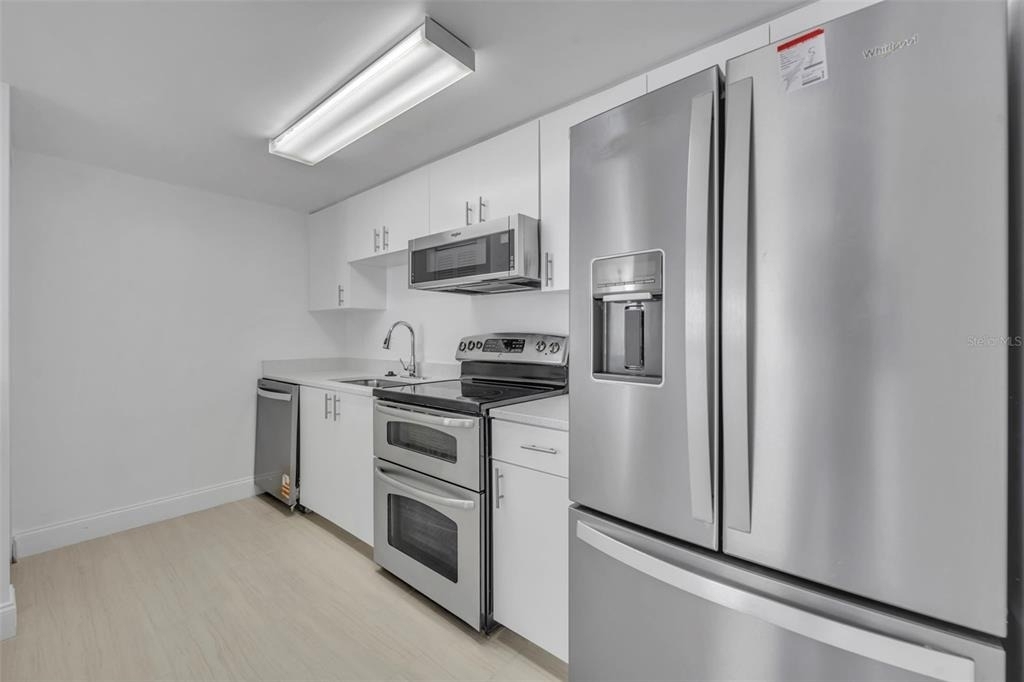 2900 N Atlantic Avenue Nw - Photo 12