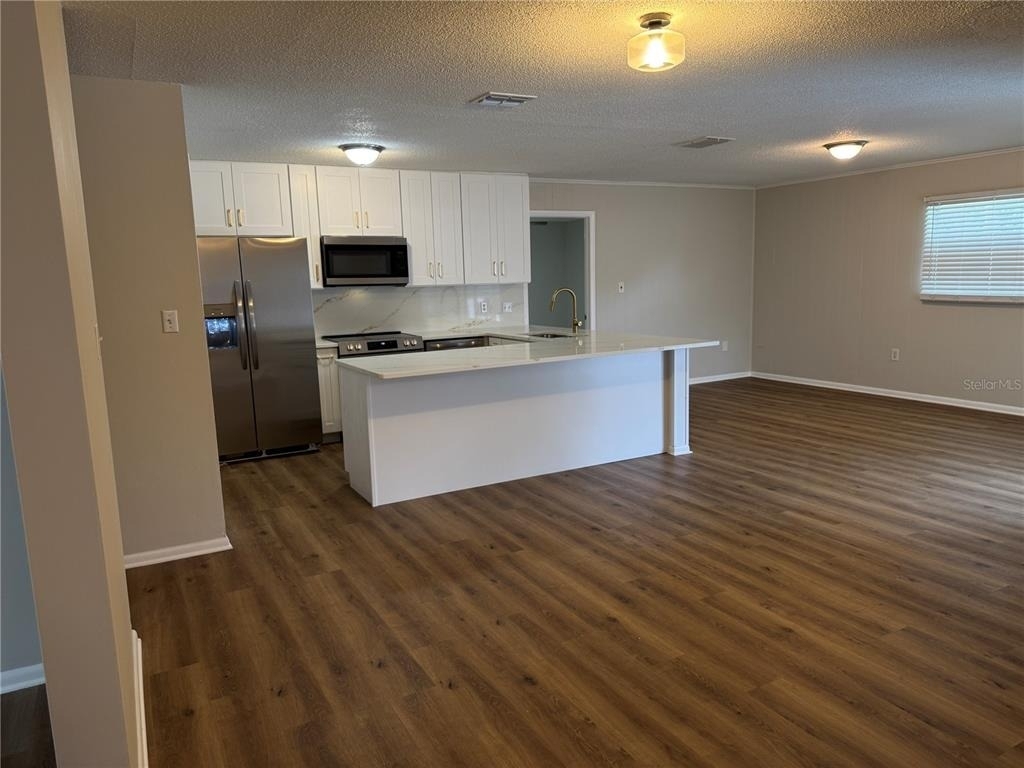 1602 Leslie Drive - Photo 8