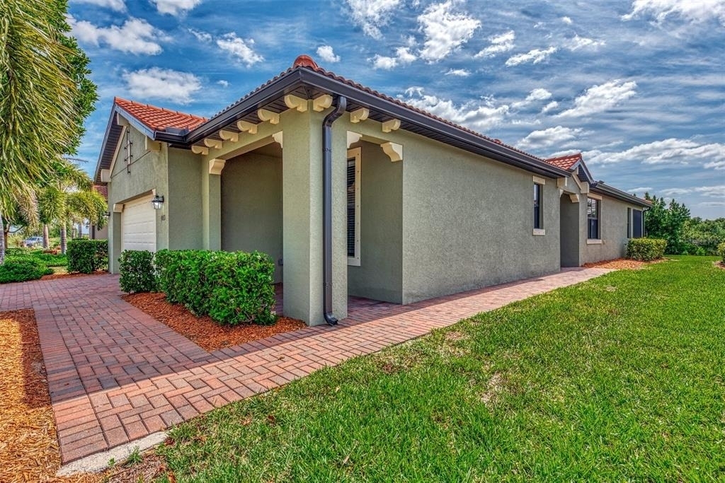 10113 Fiddlewood Drive - Photo 3