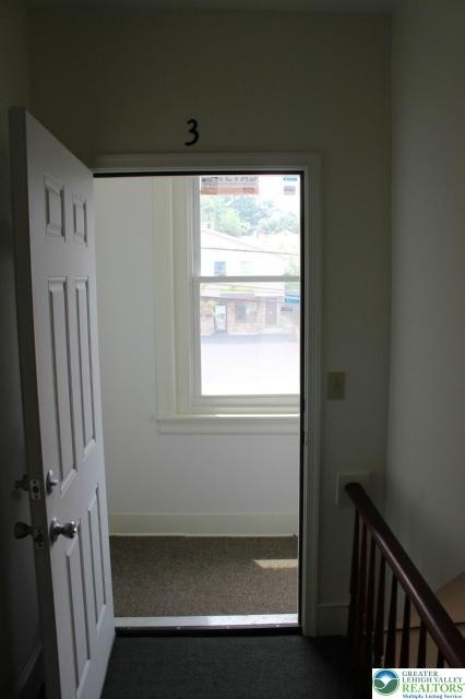 38 W Union Boulevard - Photo 9