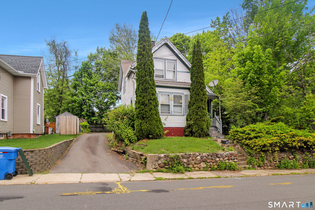 32 Ingraham Place - Photo 0