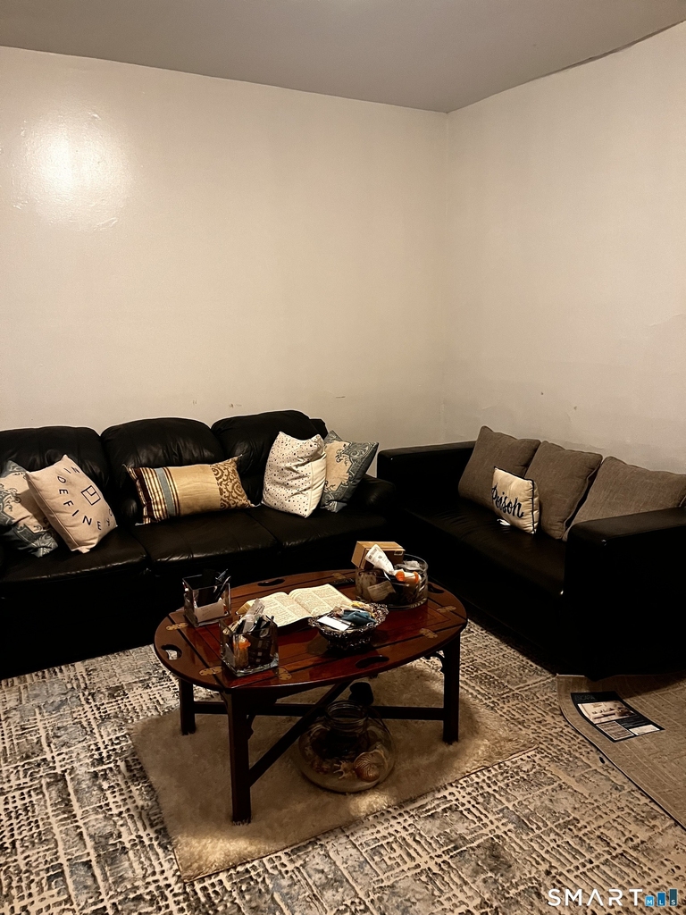 172 Beacon Street - Photo 3