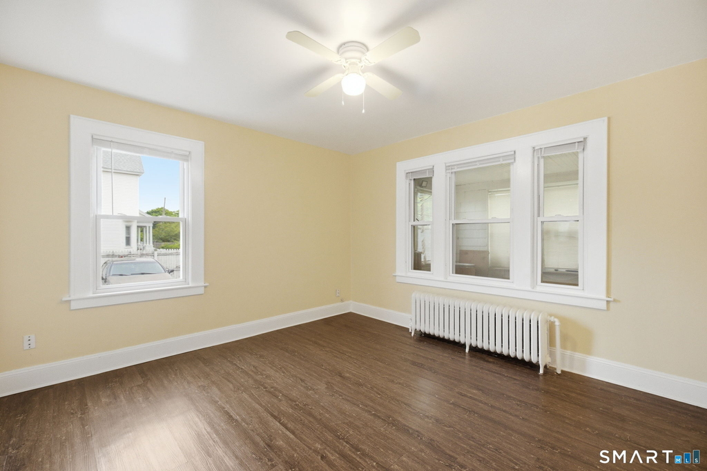 76 Harold Street - Photo 2