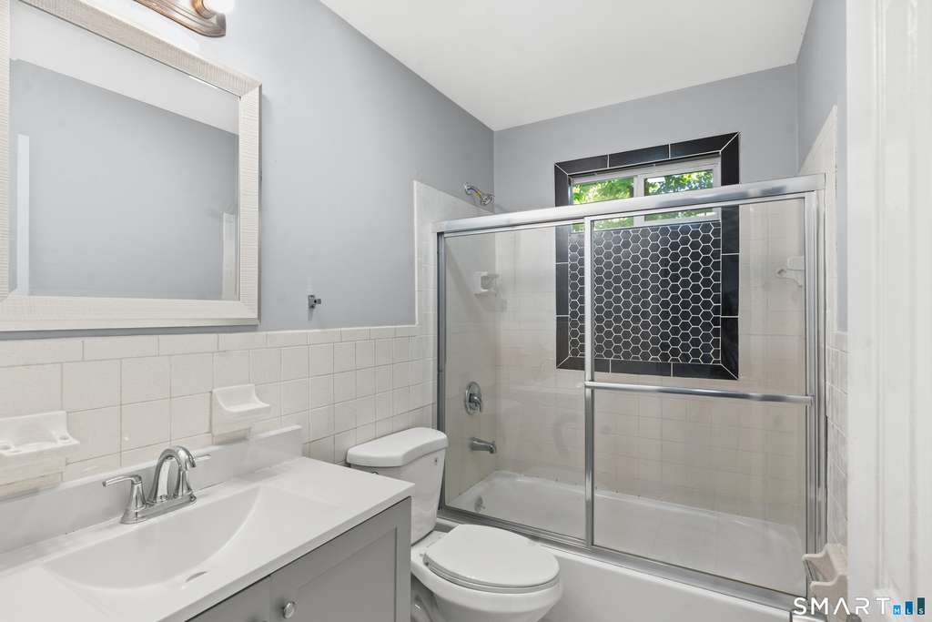 22 Irving Place - Photo 4