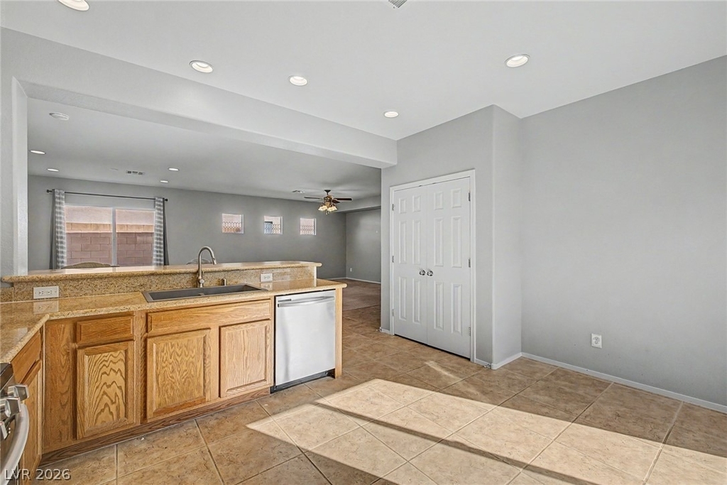 2774 Alnwick Court - Photo 14