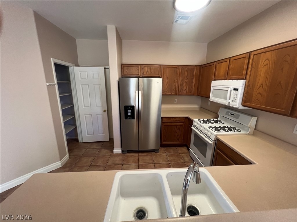 8829 Rising Creek Court - Photo 20