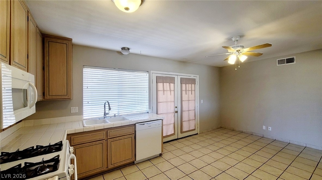 7123 Clearwater Avenue - Photo 4