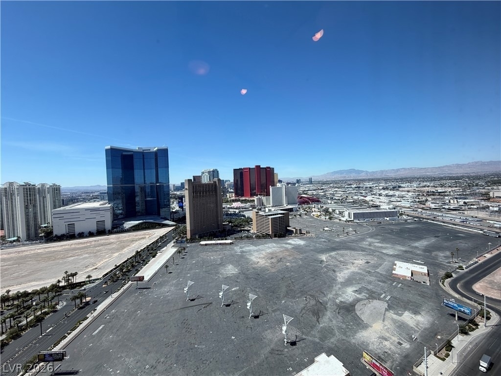 200 W Sahara Avenue - Photo 32